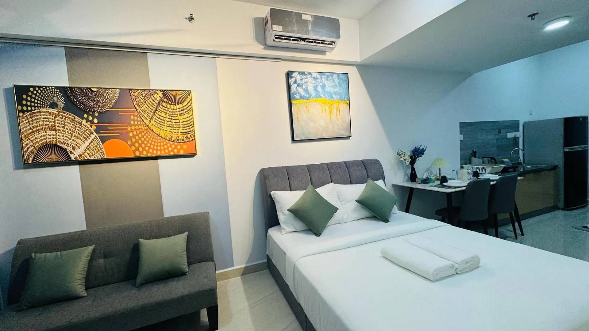 The Luxe & Colony Klcc By Comfort Dwellings Kuala Lumpur Malaysia