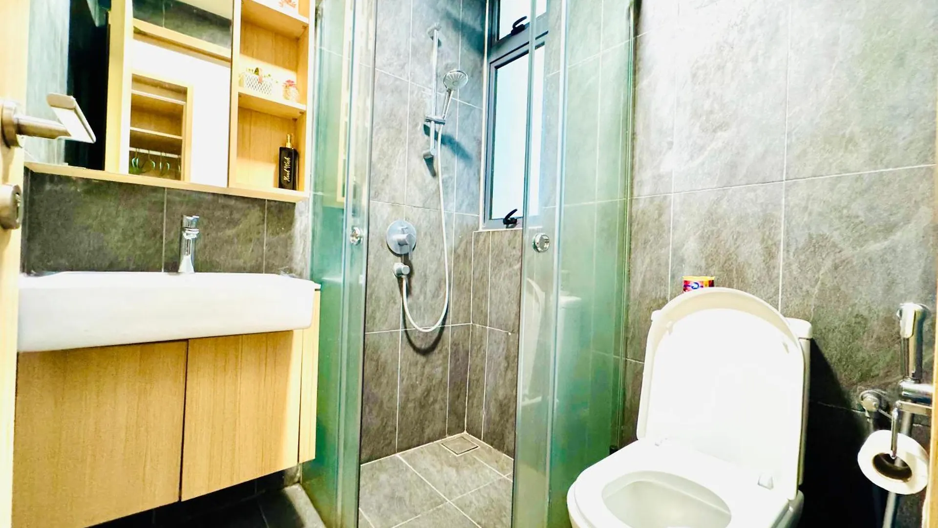 Apartment The Luxe & Colony Klcc By Comfort Dwellings Kuala Lumpur Malaysia
